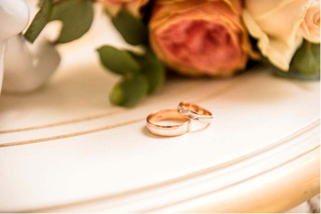 Bespoke gold engagement ring